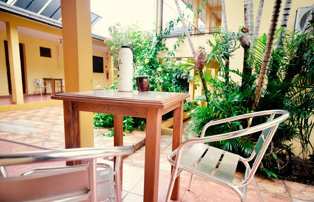 Hotel Lilian Puerto Iguazú Extérieur photo